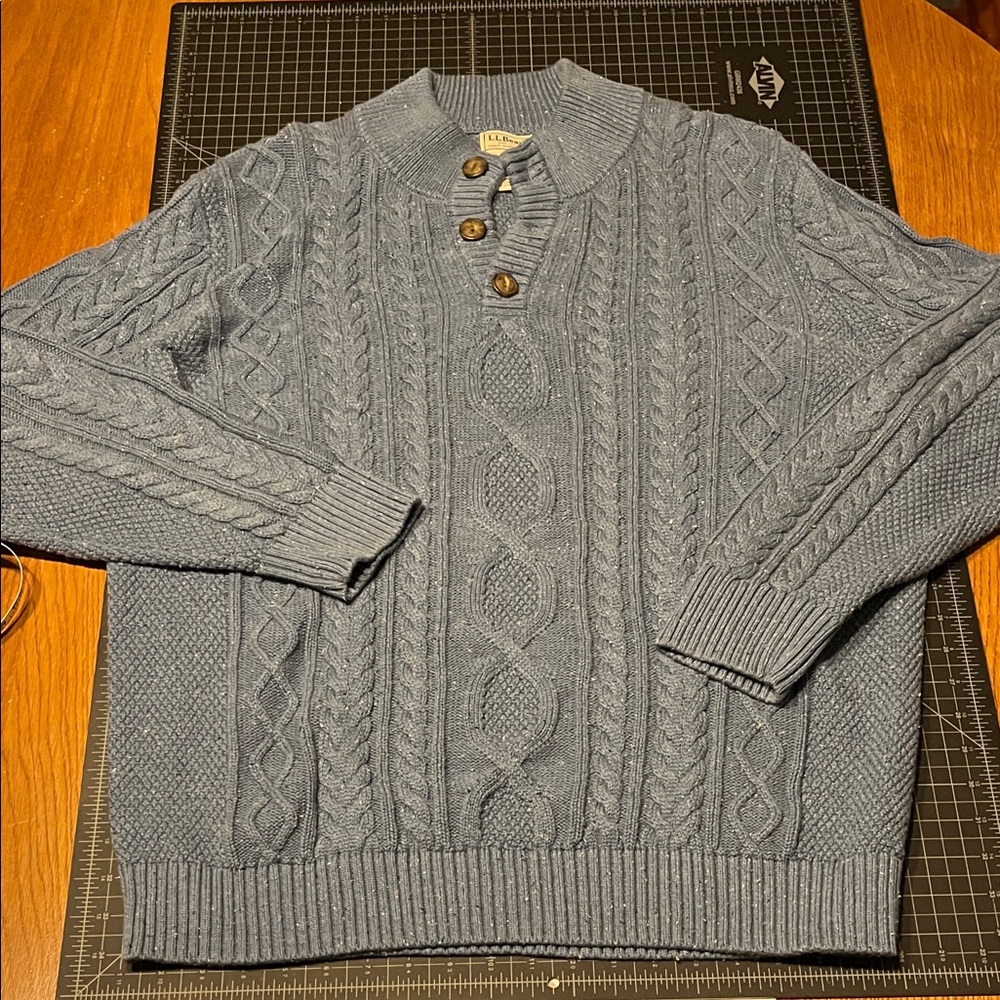 L.L. Bean Men’s Blue Organic cotton Cable Knit Crewneck Sweater xl tall